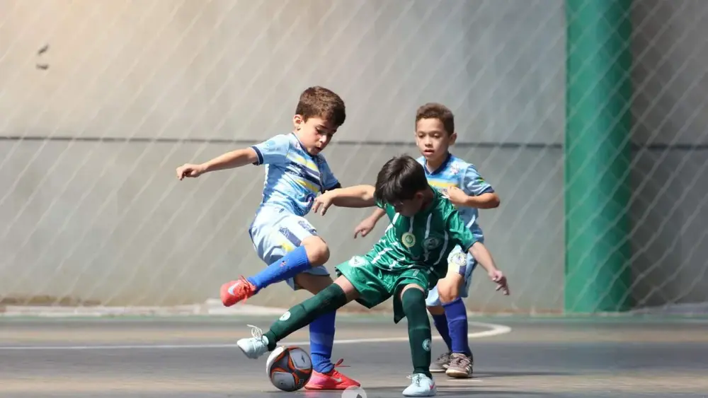 Copa Pelezinho: estreia tem 35 gols e goleadas em 4 jogos