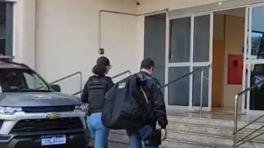 Filha de chefe do SUS presa é sócia de plano de saúde