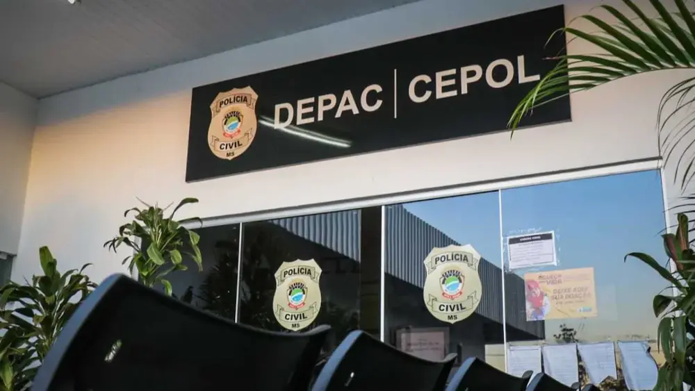 Ossada achada perto de poste levanta suspeita de choque elétrico