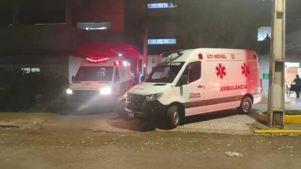 Paciente morre após 7h em ambulância à espera de internação
