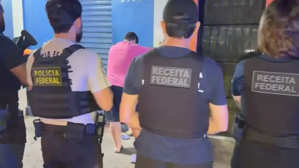 PF prende 4 bolivianos com 5kg de "droga do amor" em Corumbá