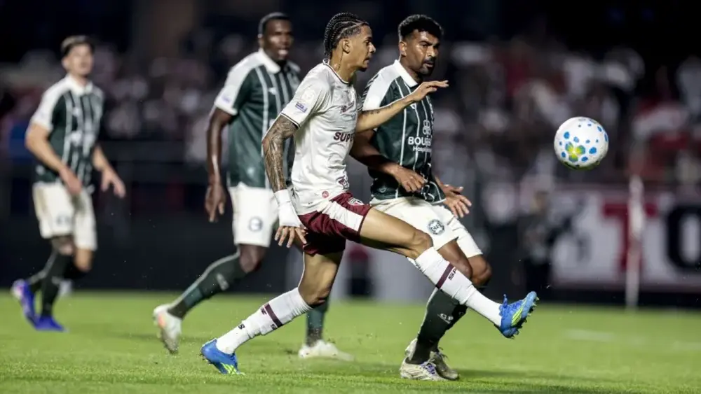São Paulo empata com Coritiba e completa 9 jogos sem vencer