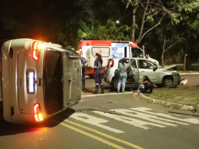 Brazil Jeep Overturns After Running Stop Sign, Hit by Fiat Uno