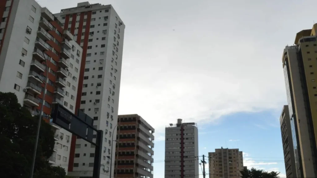 Brazil Winter to Bring Dry Heat Despite More Rain
