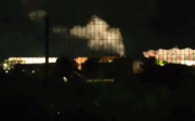 Brazil smoke engulfs mall on road to Cuiaba
