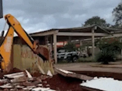 Brazil races to fix damaged police station wall
