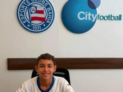 Brazilian boy, 11, signs contract to play for Bahia City