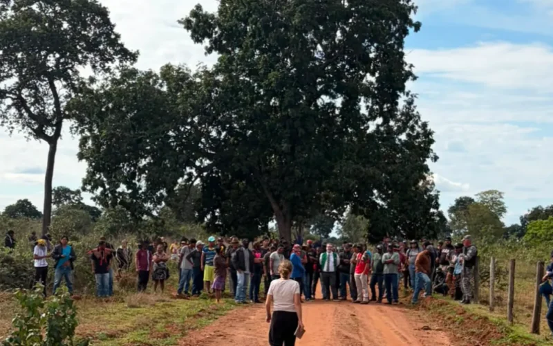 Brazil Indigenous protesters reopen Buriti village after meeting with Funai
